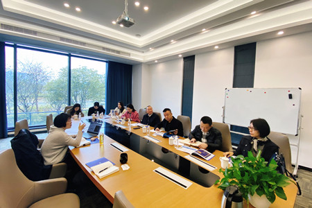 03-座谈会_副本.jpg