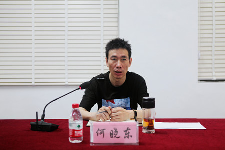 03-何晓东_副本.jpg